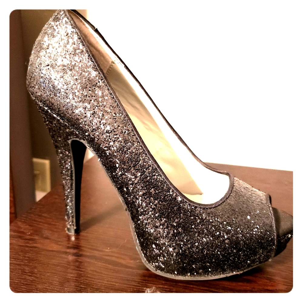 Vera Wang Black Glitter Heels